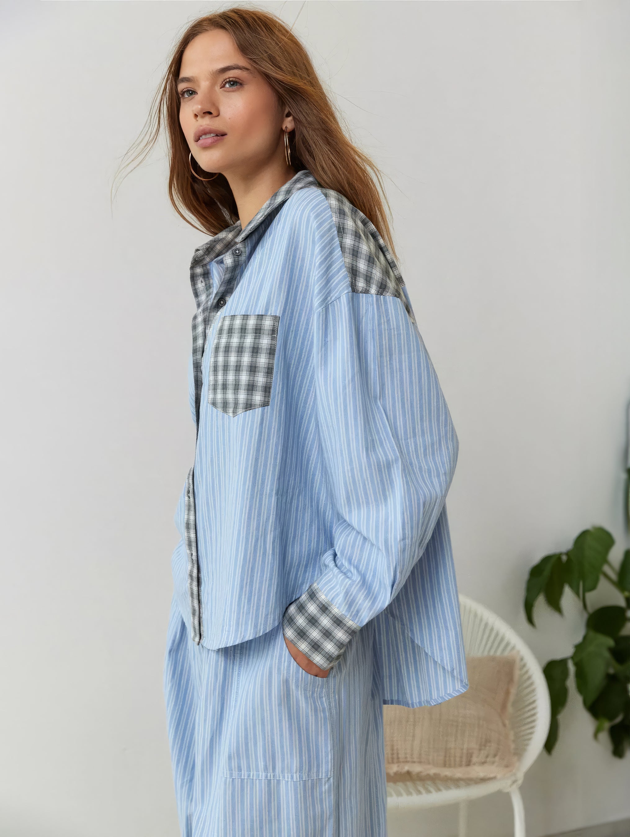Two-Piece Satin Pyjama Set with Long Sleeves