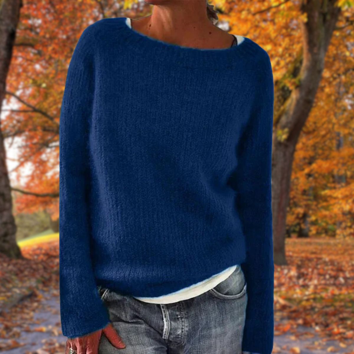 Crew Neck Knit Sweater in Relaxed Fit