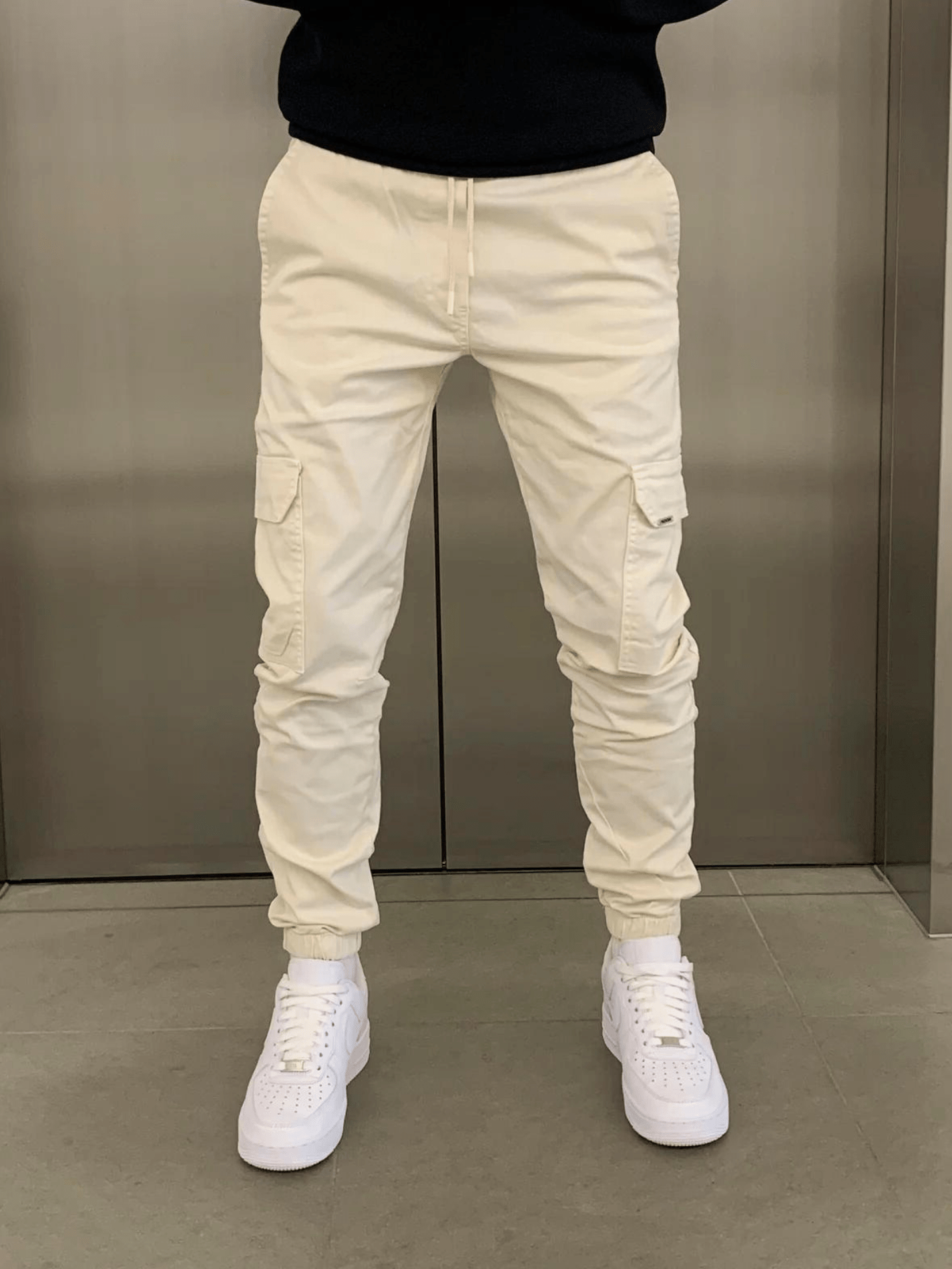 Relaxed Fit Cargo Jogger Pants With Elastic Waist