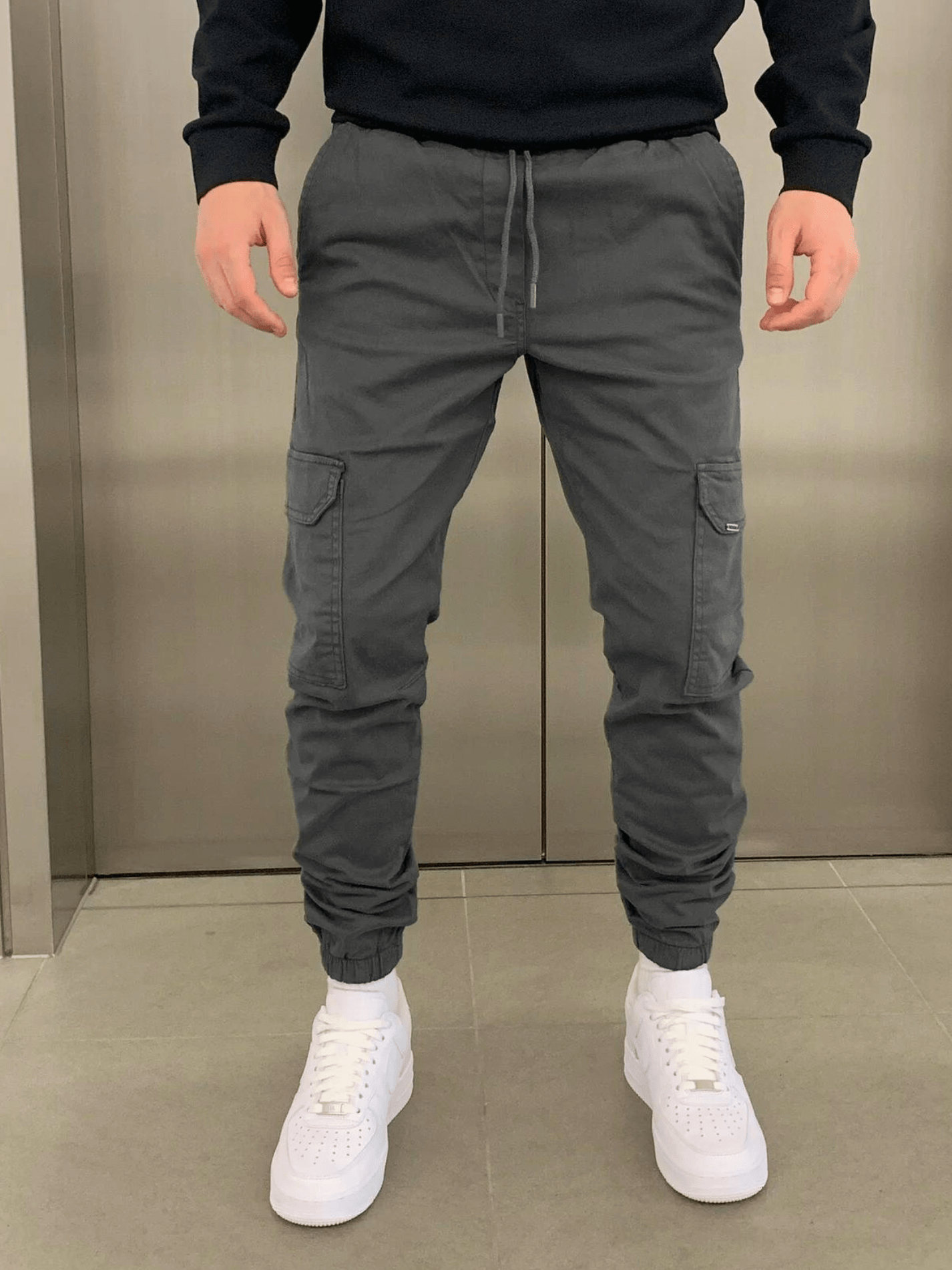 Relaxed Fit Cargo Jogger Pants With Elastic Waist