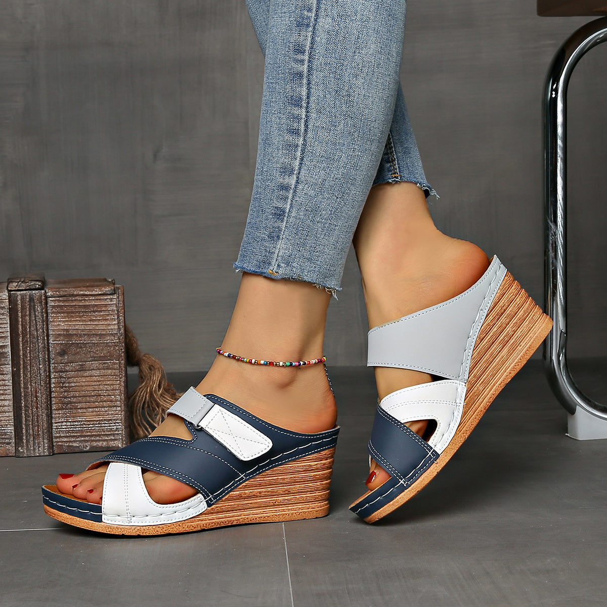Women's Two-Tone Wedge Summer Slides