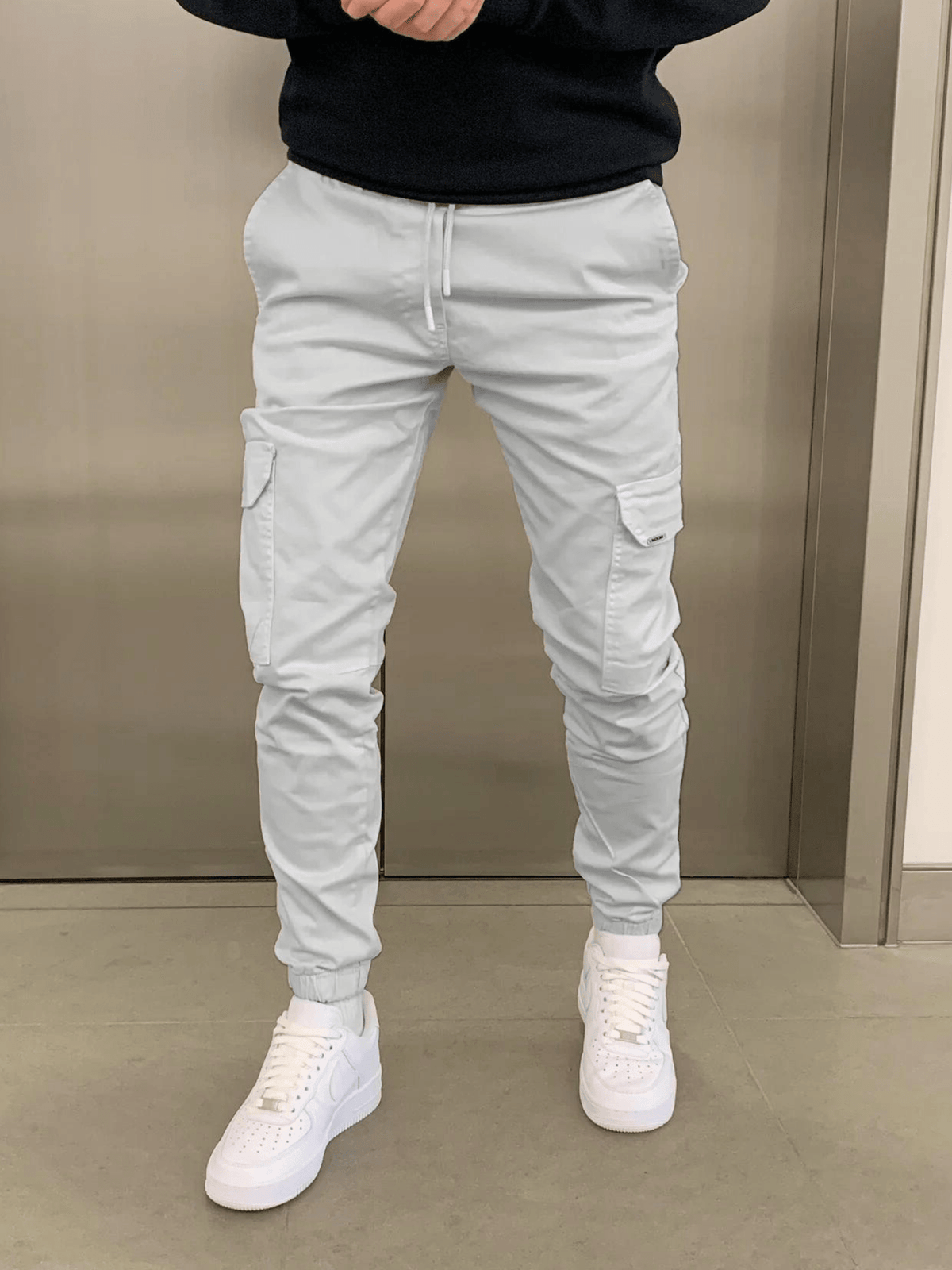 Relaxed Fit Cargo Jogger Pants With Elastic Waist