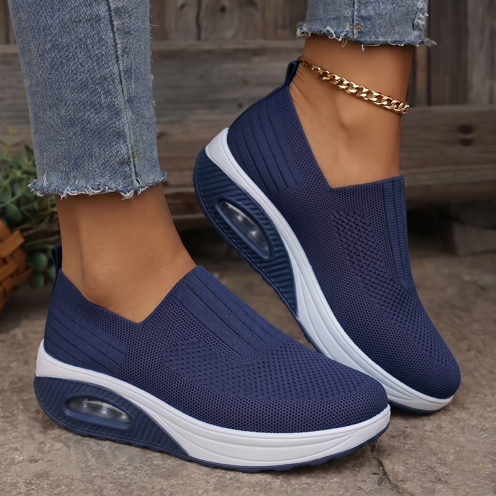 Lightweight Breathable Walking Trainers