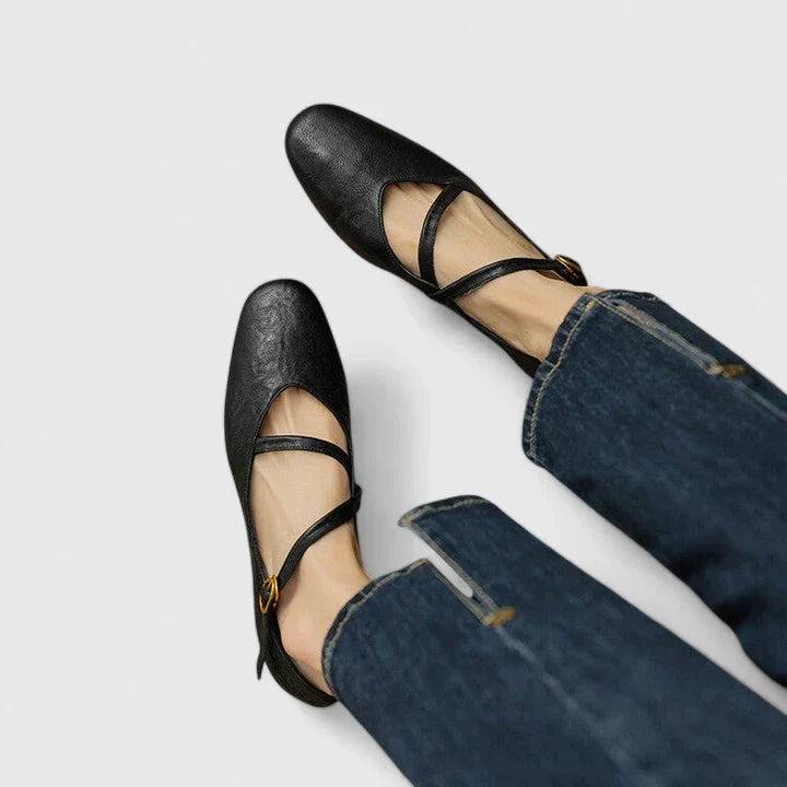 Lightweight Orthopedic Flats With Adjustable Straps