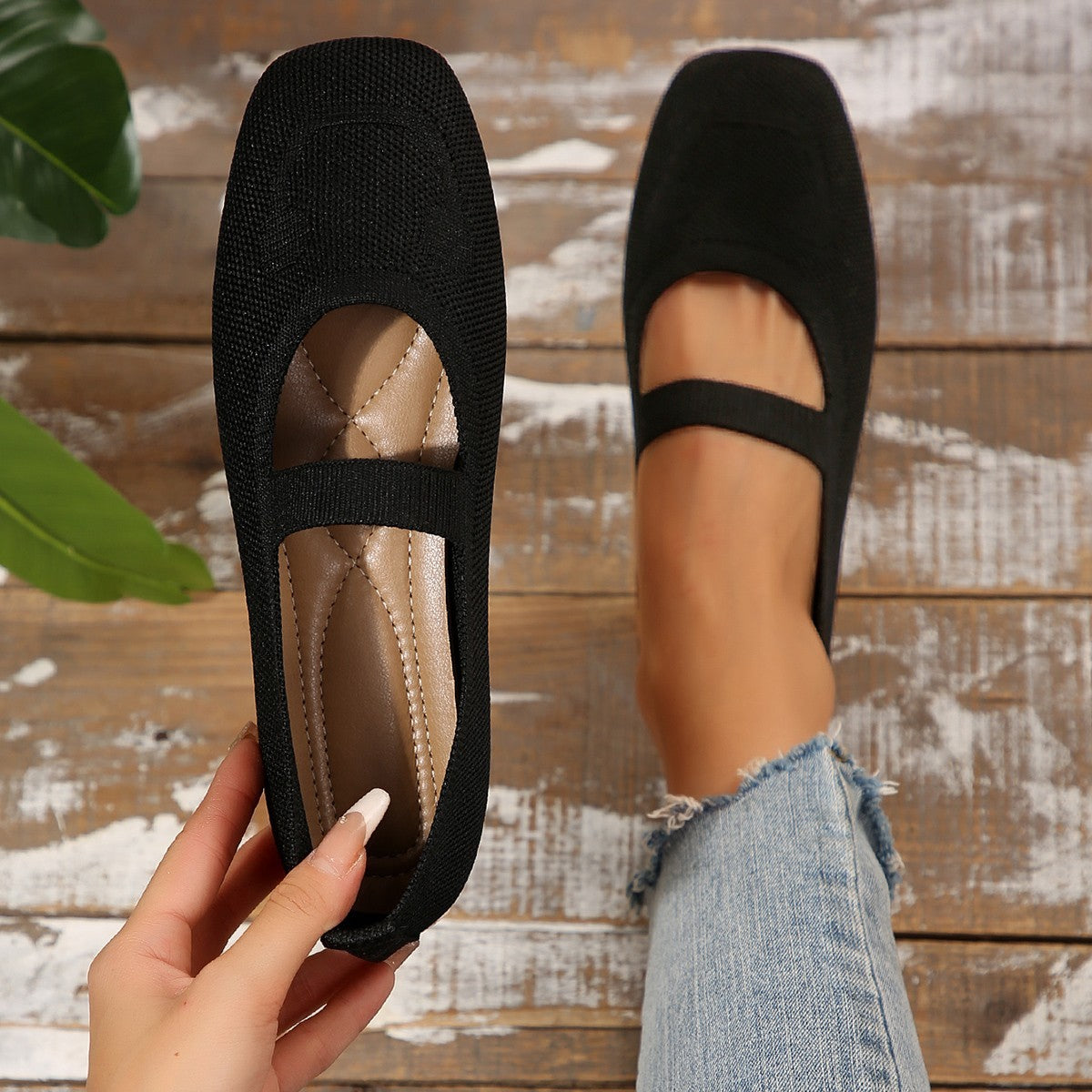 Mary Jane Ballet Flats With Smiling Face Detail