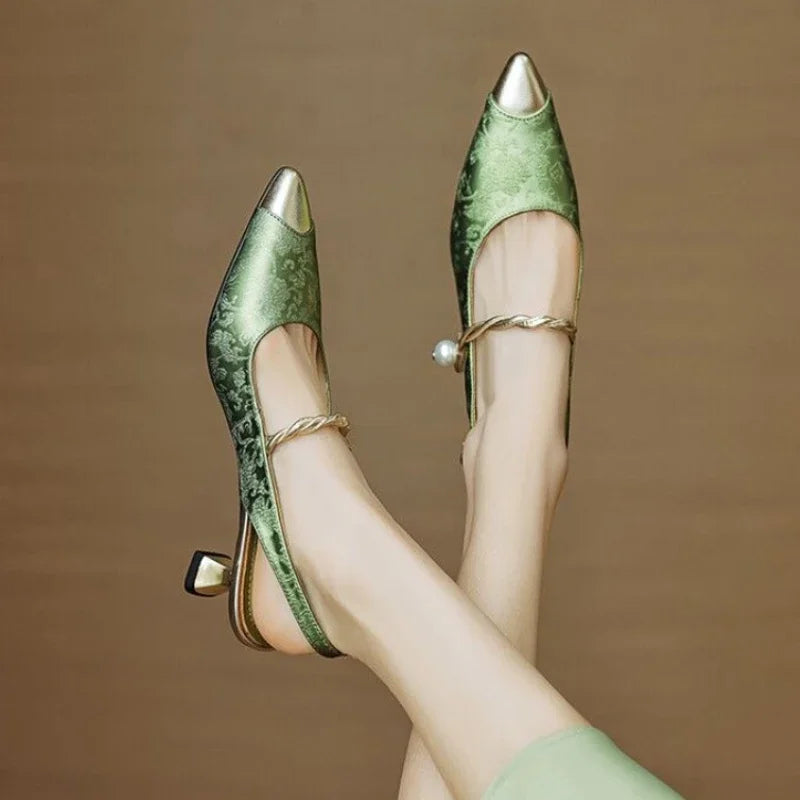 Pointed Toe Kitten Heels