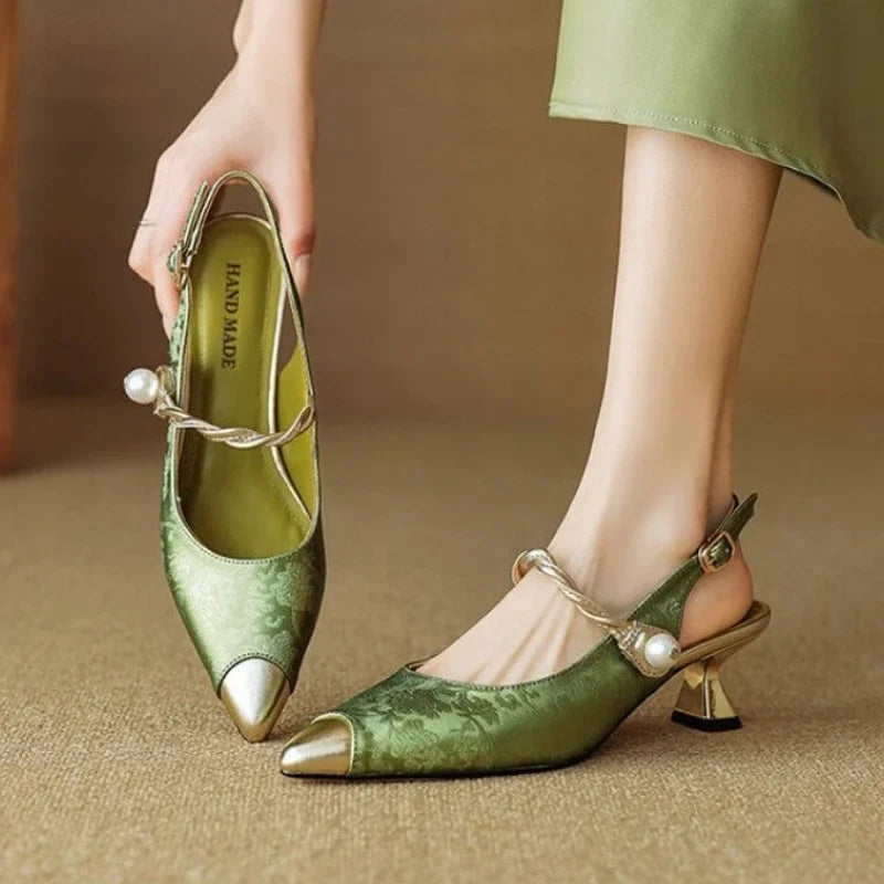 Pointed Toe Kitten Heels