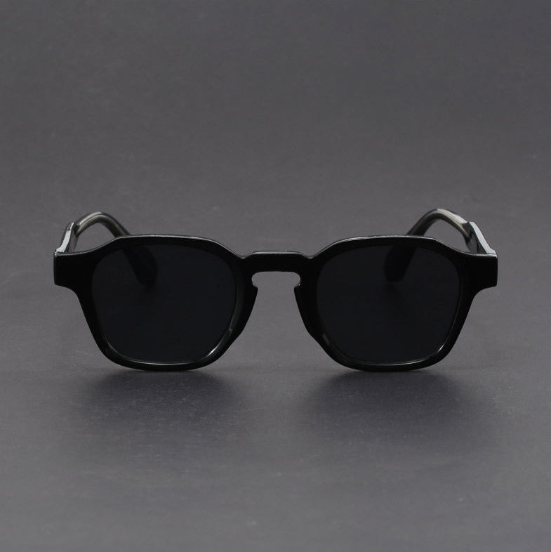 Polycarbonate Square Frame Retro Sunglasses