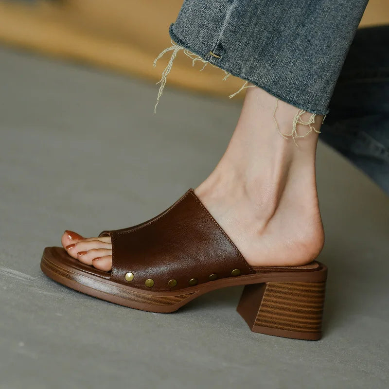 Classic Refined Minimalist Strap Sandals
