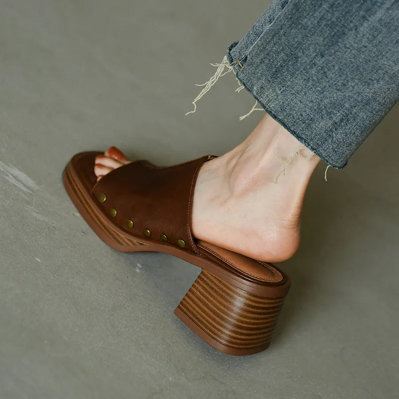 Classic Refined Minimalist Strap Sandals