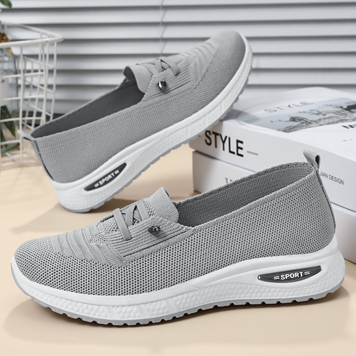 Arch Support Breathable Knit Walking Shoes
