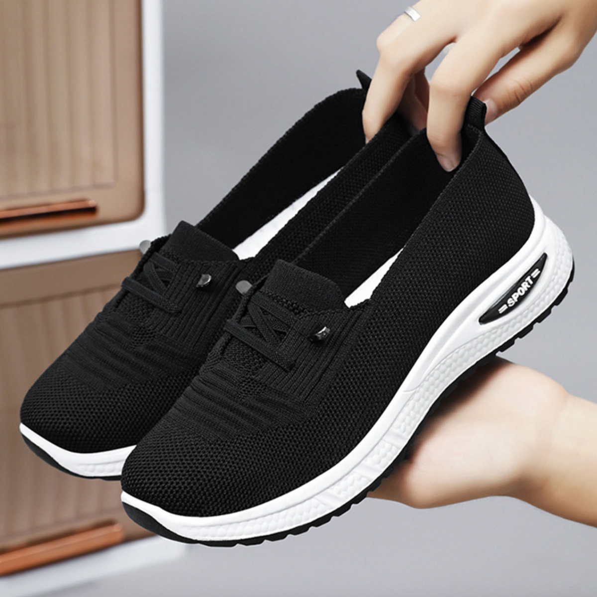 Arch Support Breathable Knit Walking Shoes