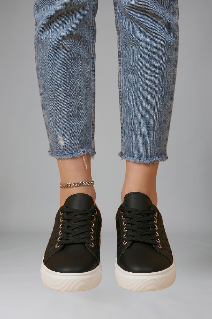 Quilted Orthopedic Lace-Up Trainers