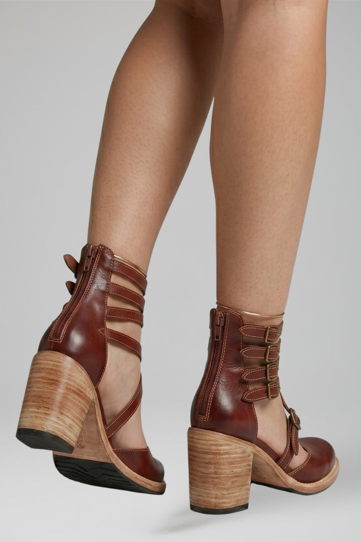 Women's Sandals with Buckle Strap and Cushioned Footbed
