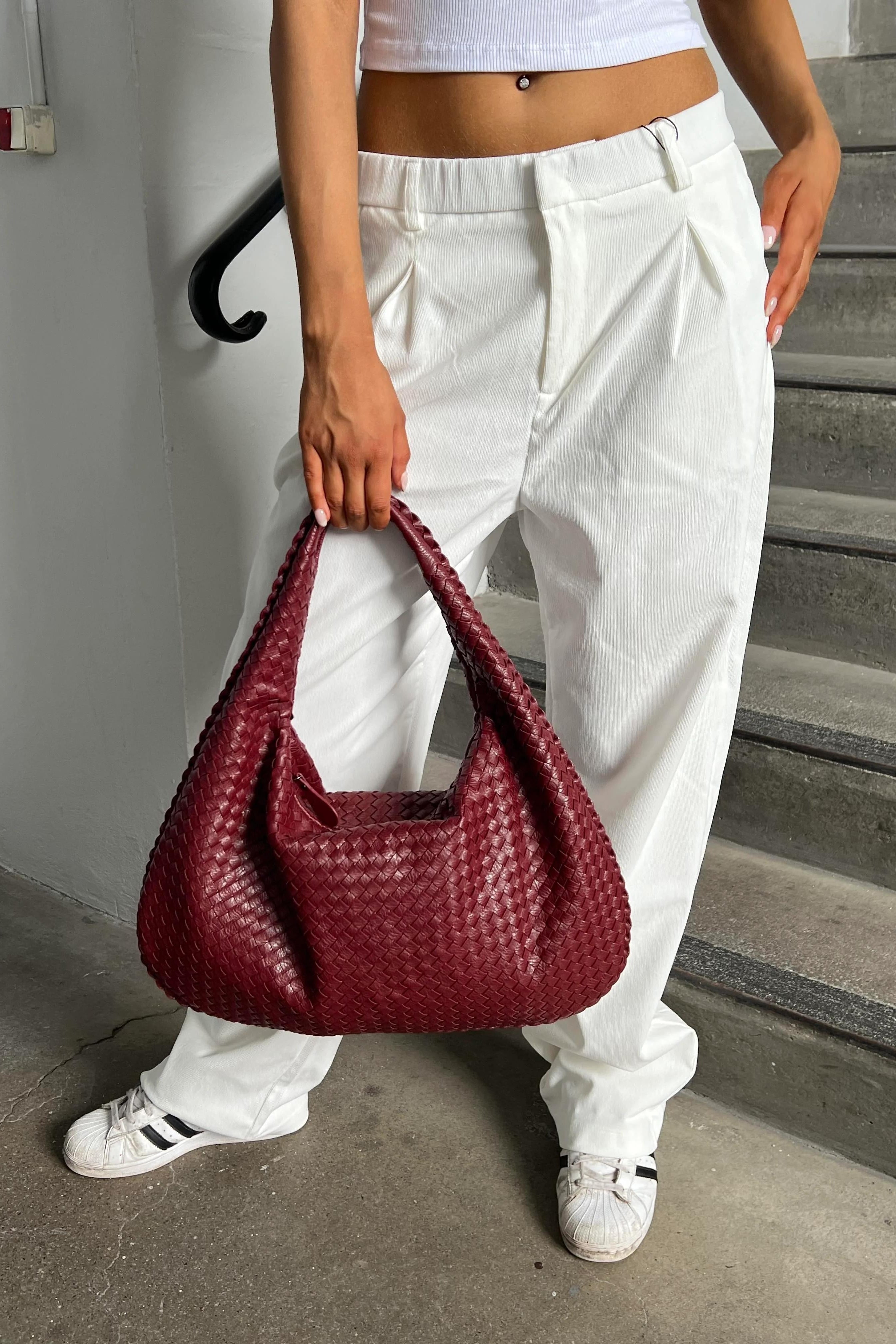 Large Structured Tote Bag with Interior Pockets