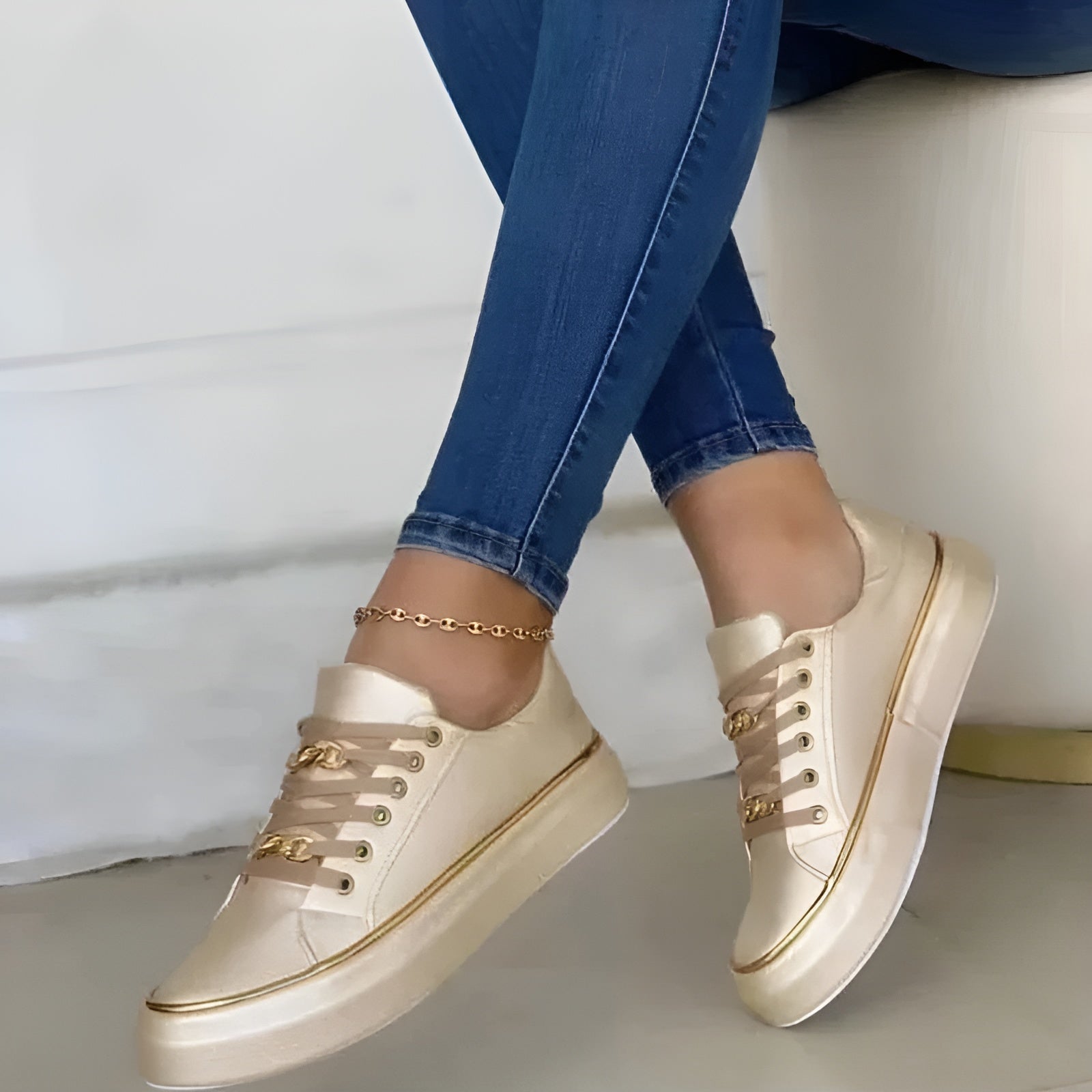 Stylish Orthopedic Lace-Up Women's Sneaker