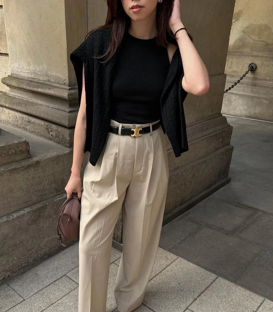 Classic Leather Belt With Polished Gold Buckle