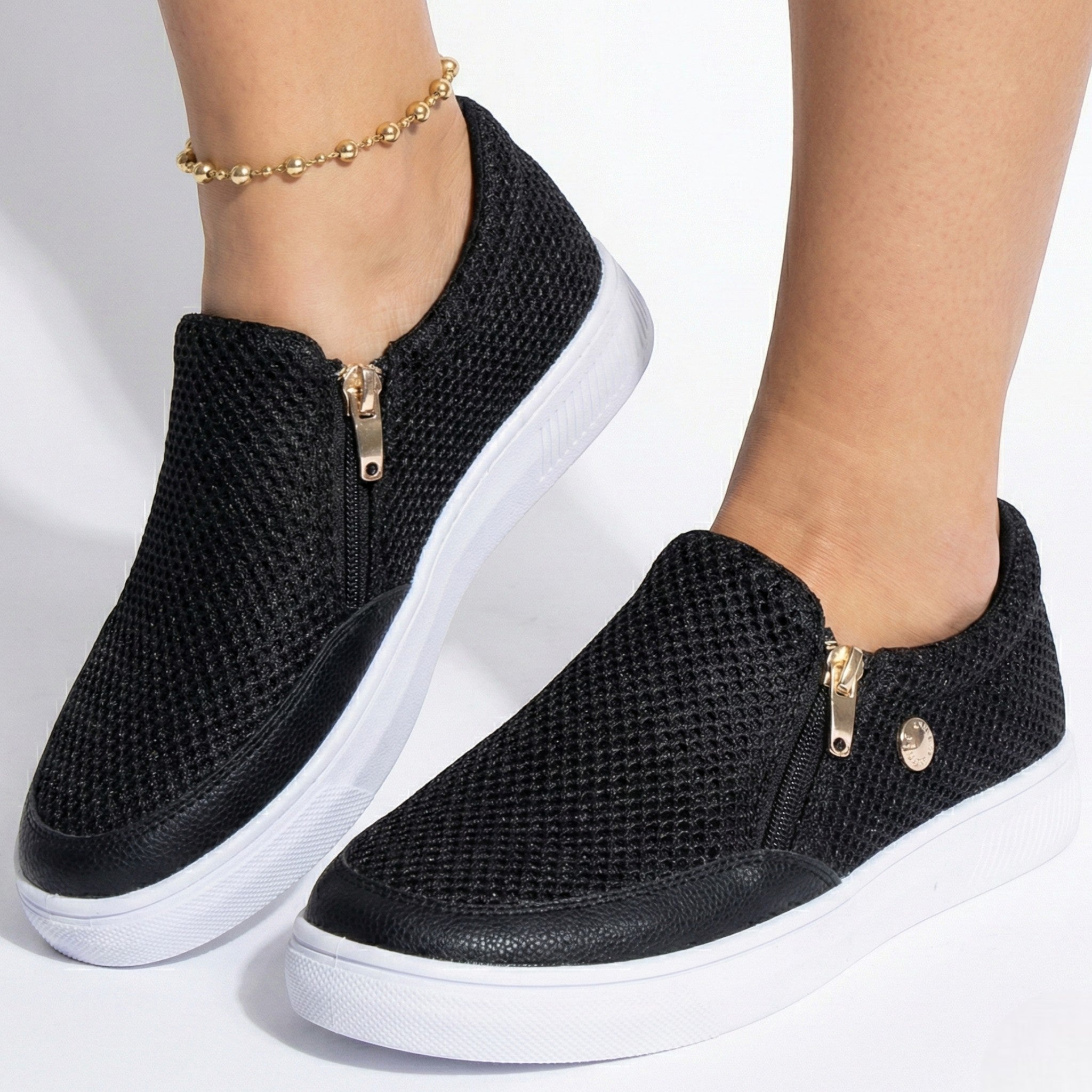 Women's Breathable Zip-Up Textured Trainers