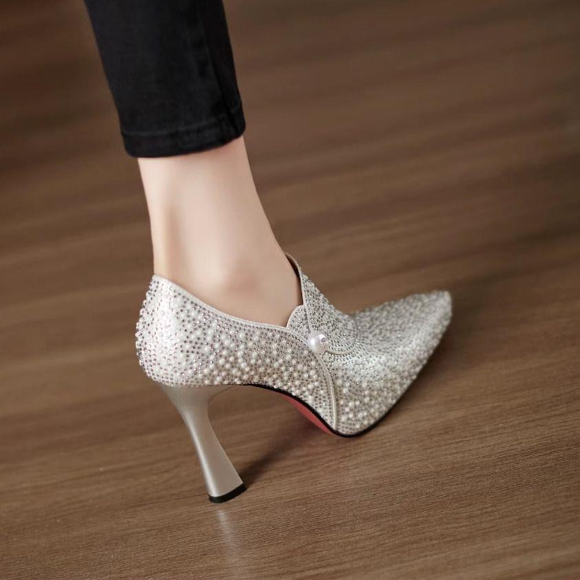 Pointed Toe Heeled Ankle Boots