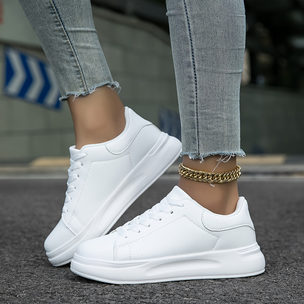 Lightweight Orthopedic Sneakers With Memory Foam