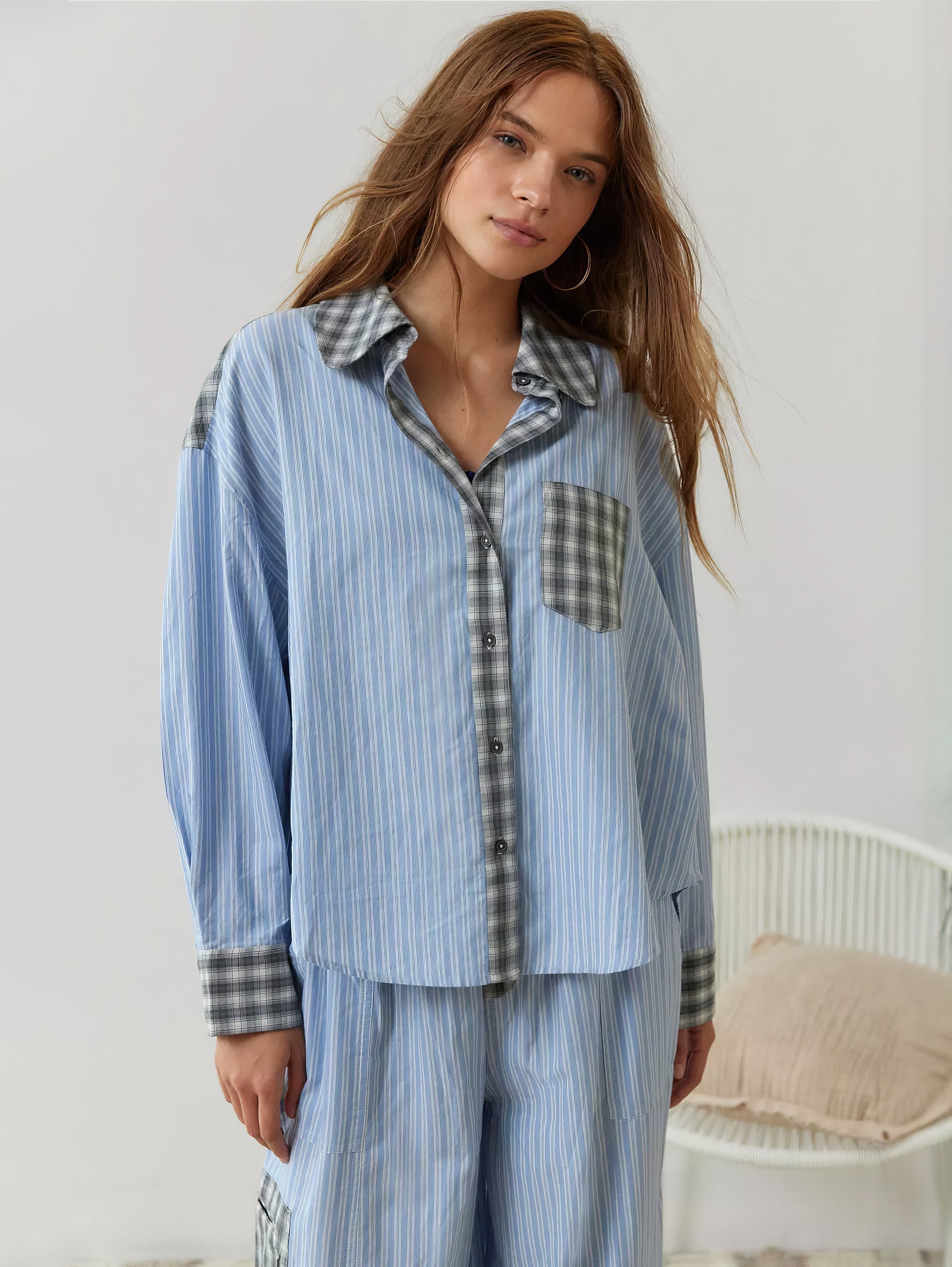 Two-Piece Satin Pyjama Set with Long Sleeves