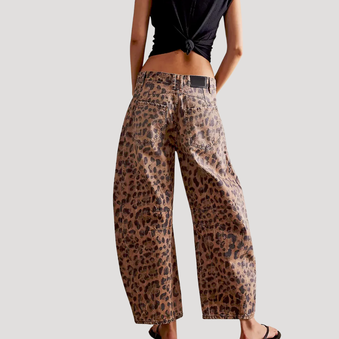 Women's Loose Fit Barrel Leg Jeans