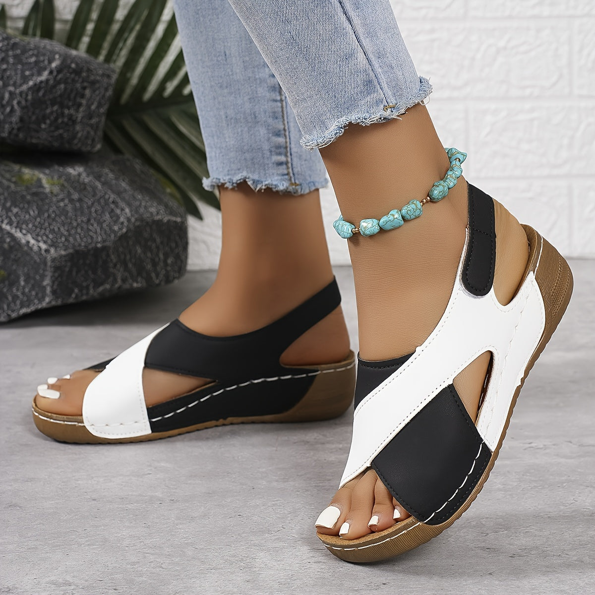 Laura Adjustable Strap Orthopedic Sandals