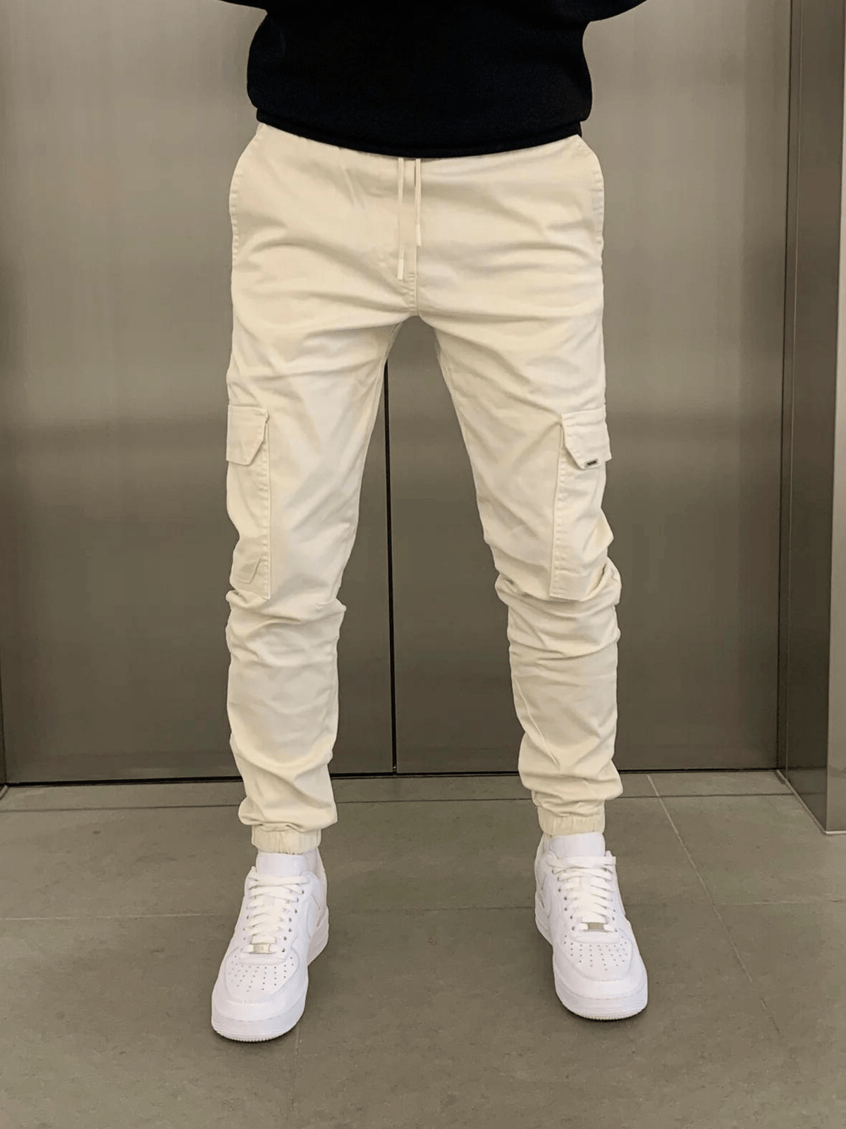 Relaxed Fit Cargo Jogger Pants With Elastic Waist