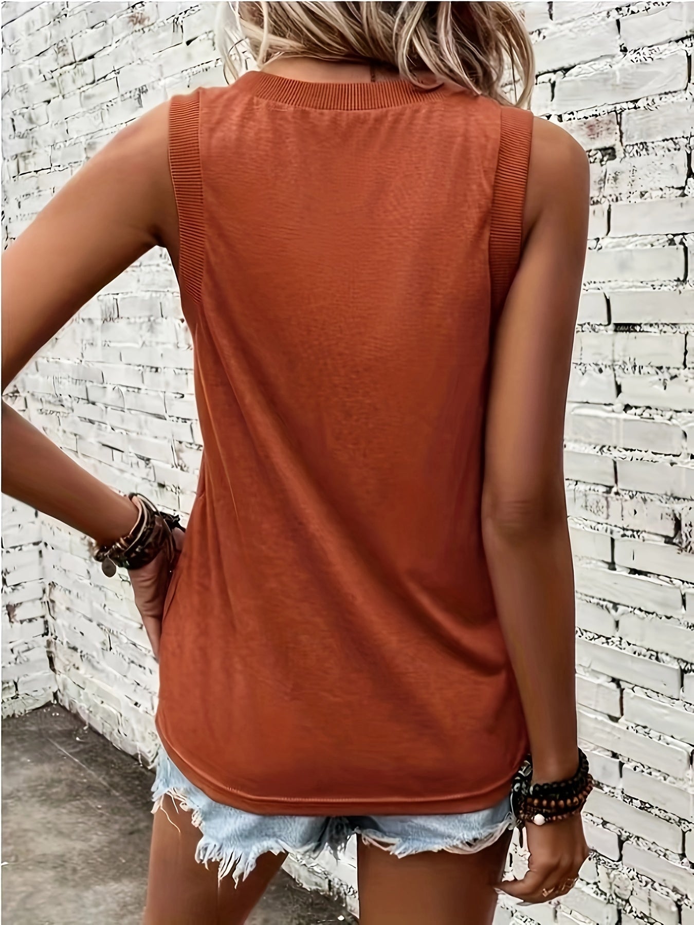 Women's Sleeveless V-Neck Tank Top