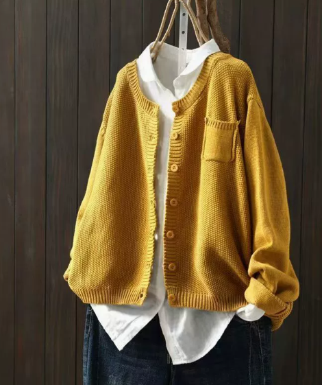 Oversized Relaxed Cardigan With Functional Pockets