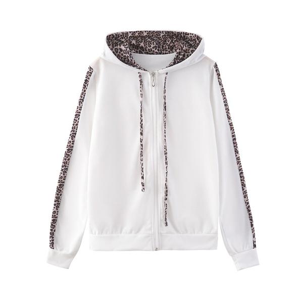 Relaxed Fit Two-Piece Jogging Suit
