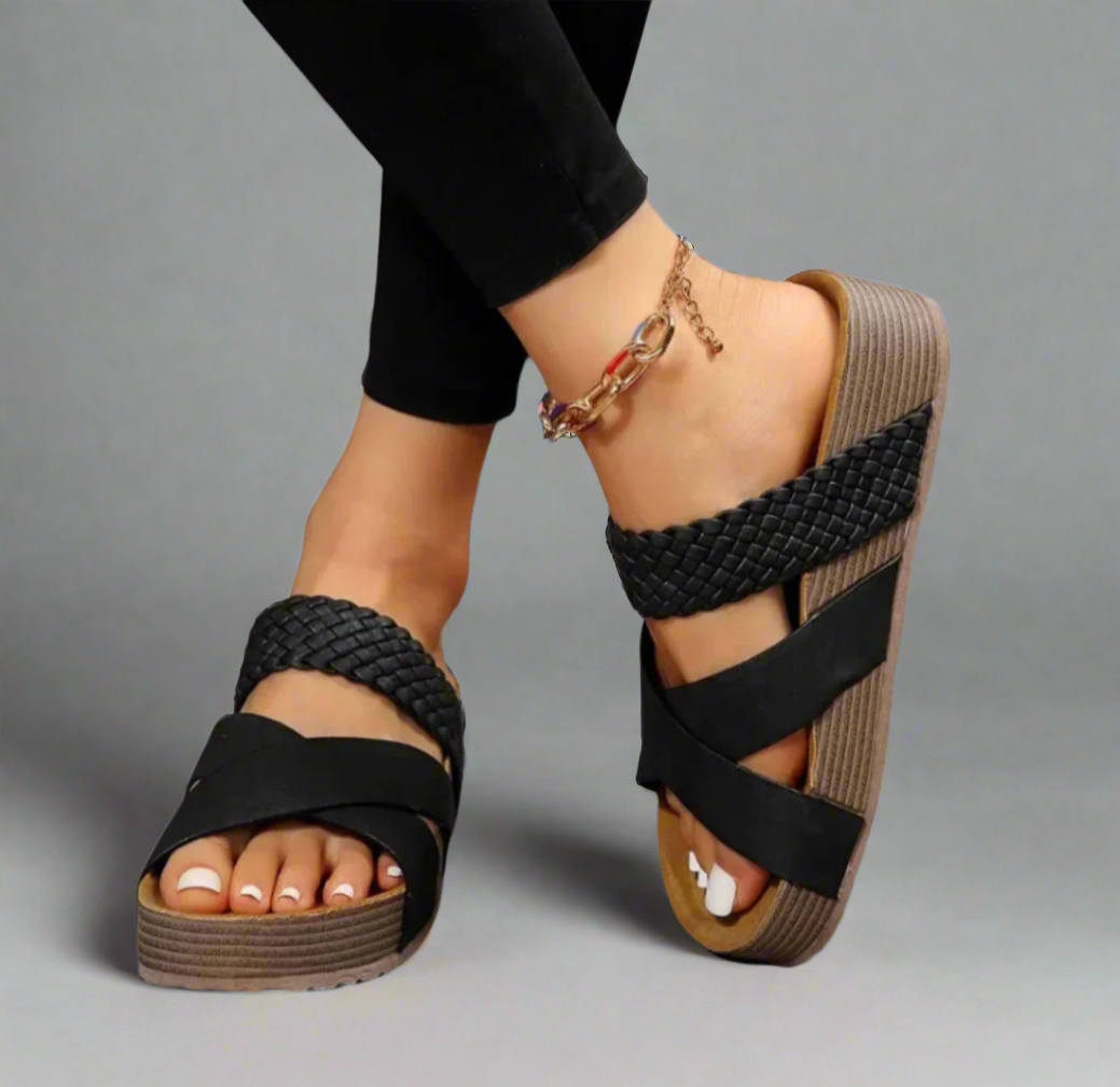 Dana Orthopedic Sandal with Padded Insole and Breathable Design