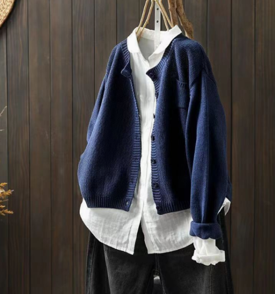 Oversized Relaxed Cardigan With Functional Pockets