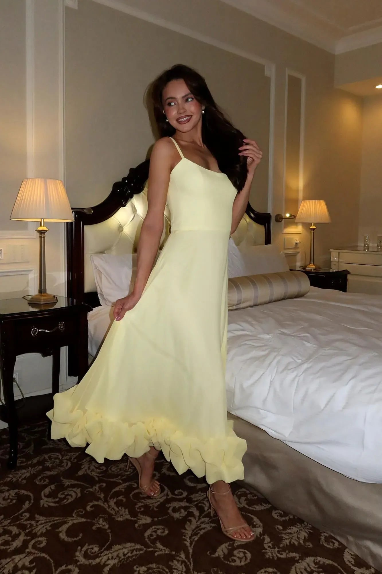 Sleeveless Defined-Waist Twirl Midi Dress