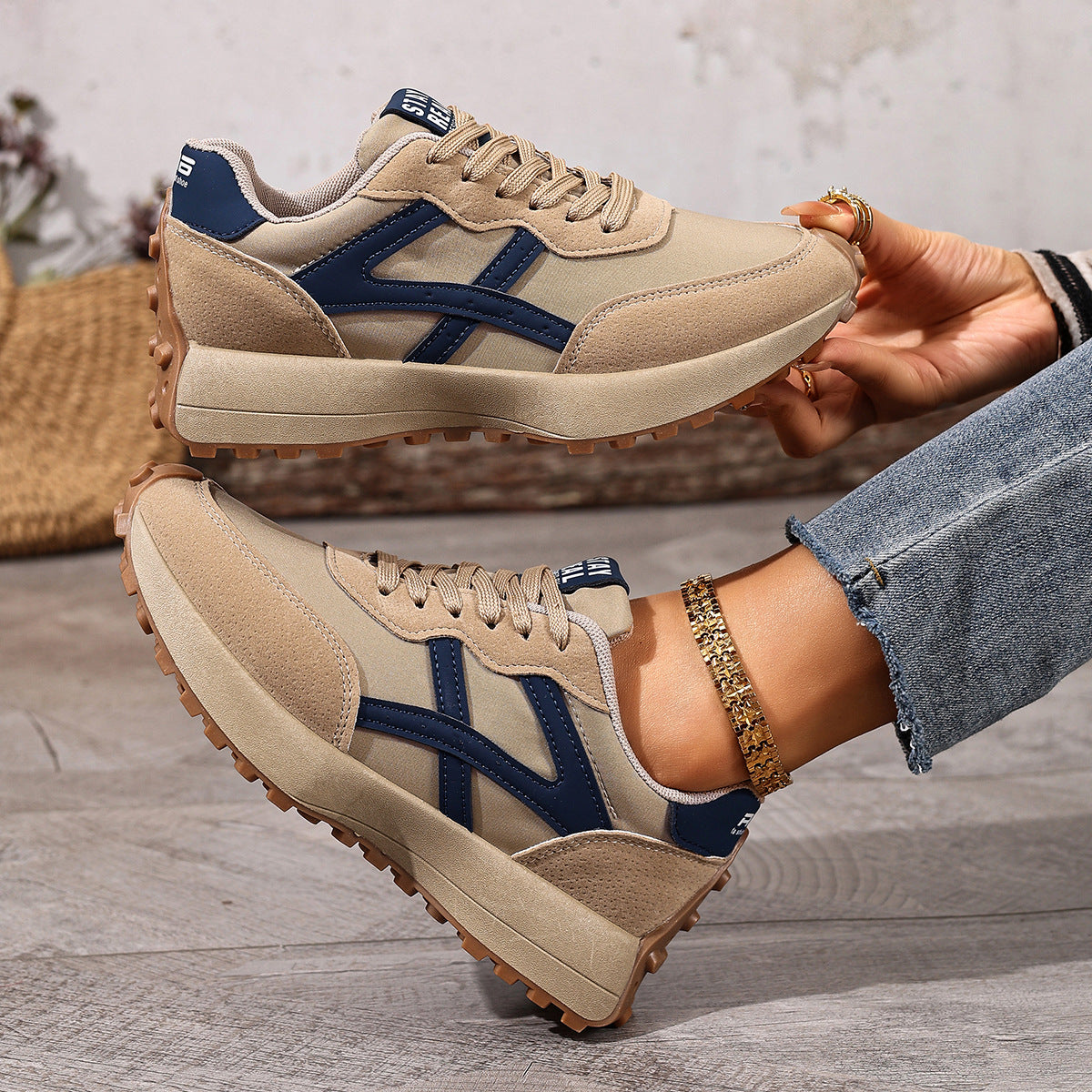 Women's Lightweight Orthopaedic Trainers with Comfort Fit