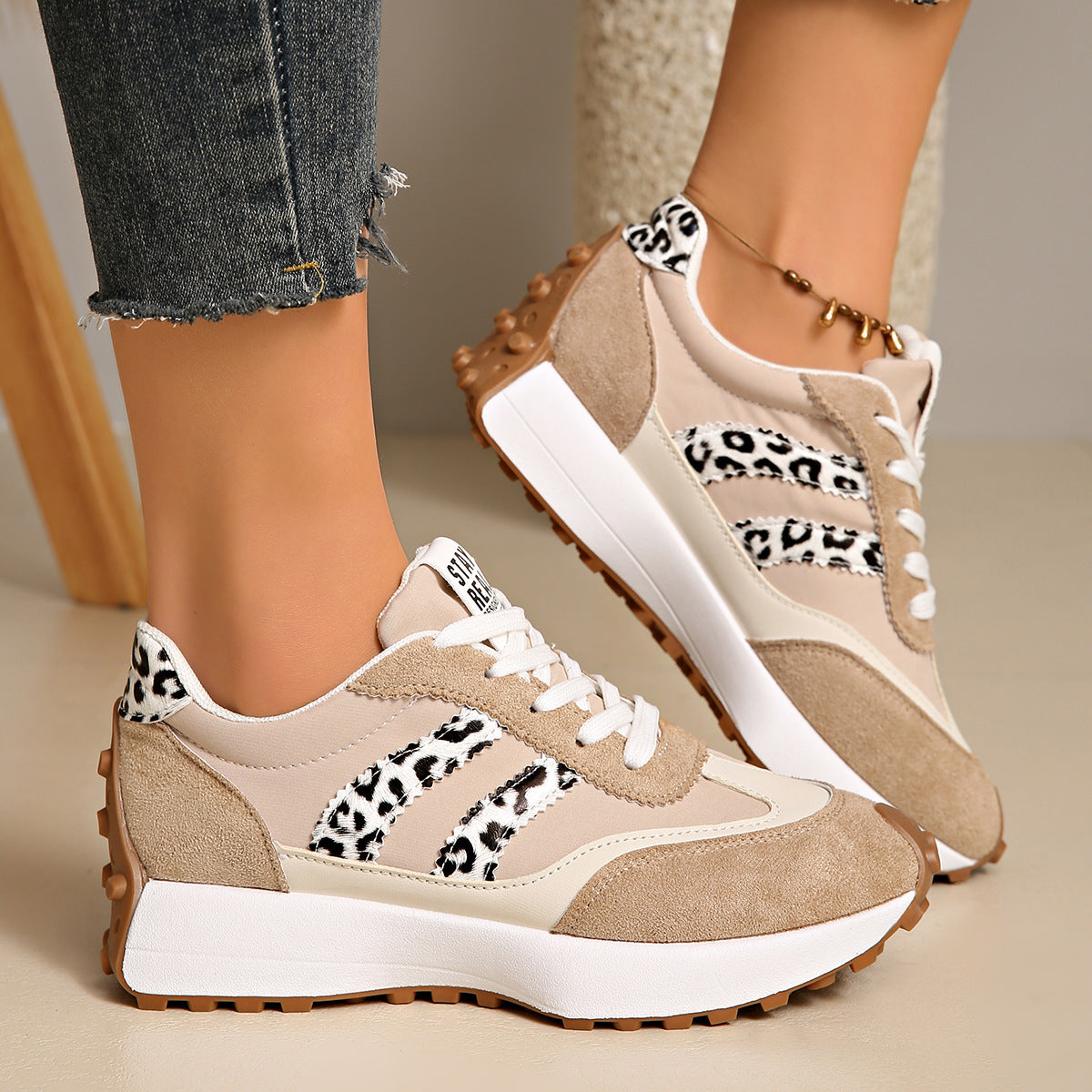 Women's Lightweight Orthopaedic Trainers with Comfort Fit