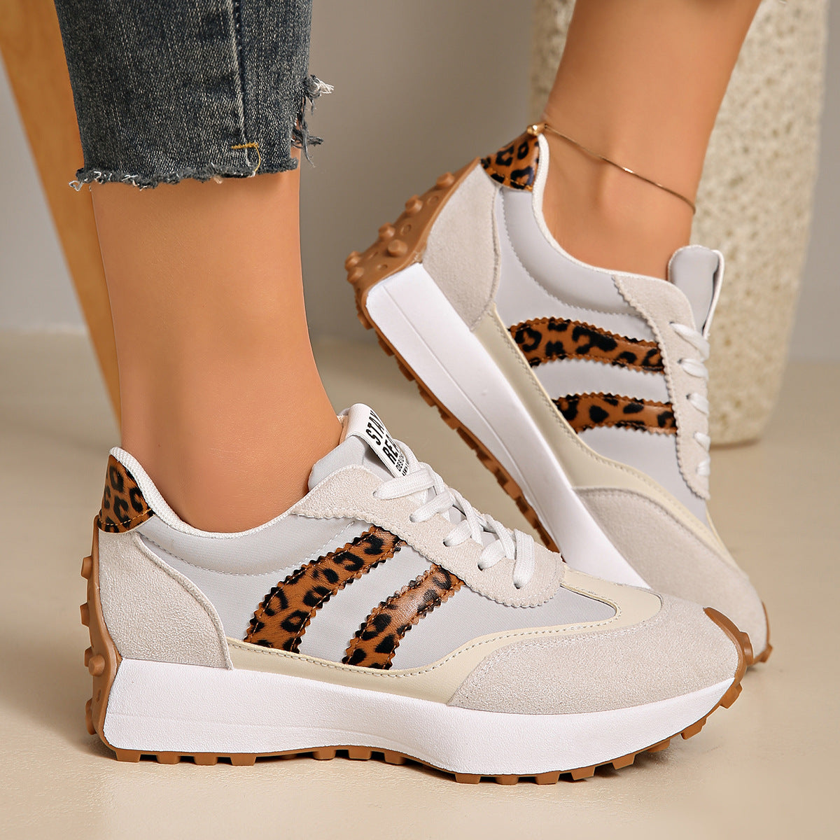 Women's Lightweight Orthopaedic Trainers with Comfort Fit