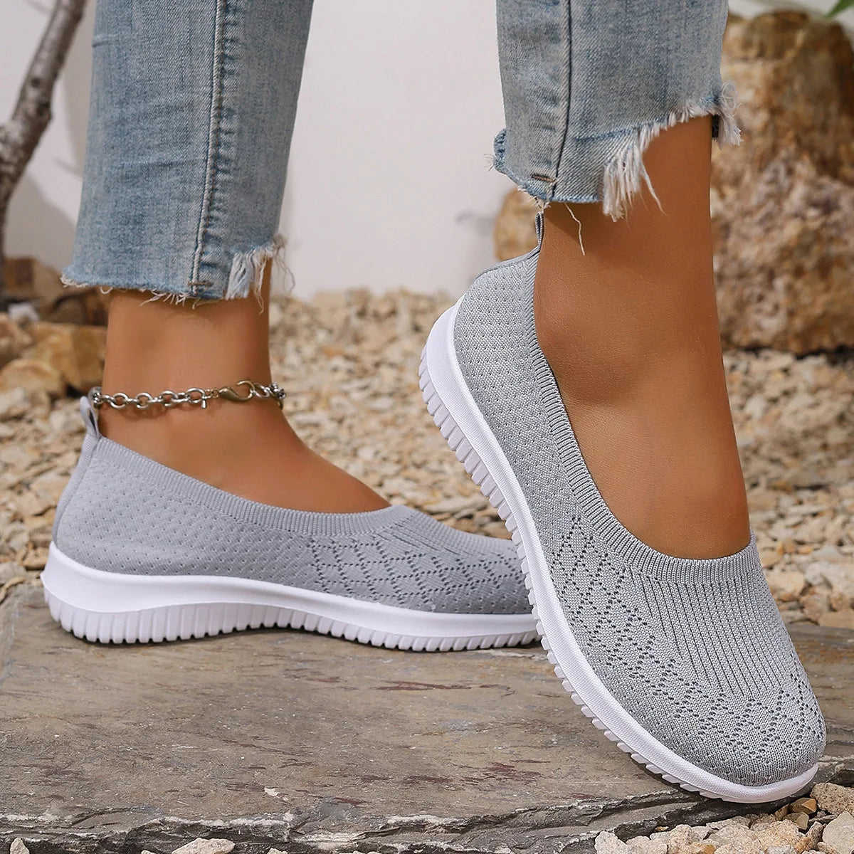 Knit Upper Closed Toe Slip-On Flat