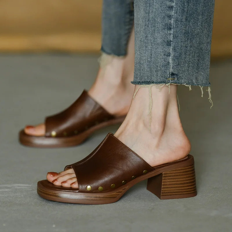 Classic Refined Minimalist Strap Sandals