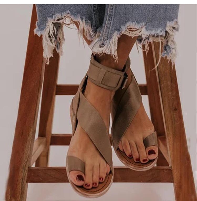 Crossed Ankle Strap Toe Ring Sandals