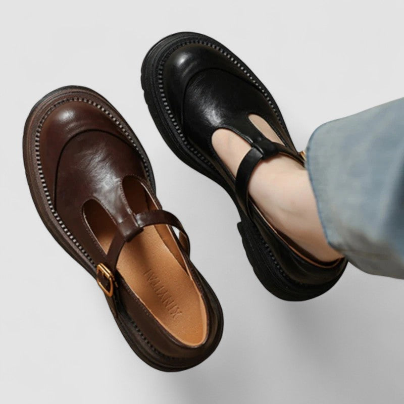 Vintage T Bar Mary Jane Shoes With Cushioned Insole