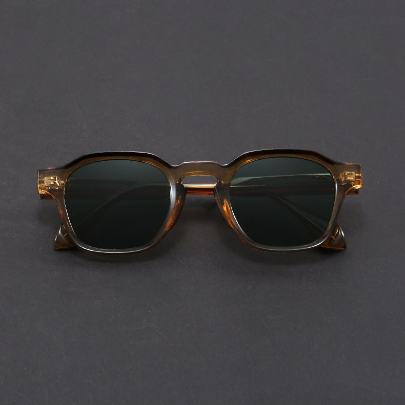 Polycarbonate Square Frame Retro Sunglasses