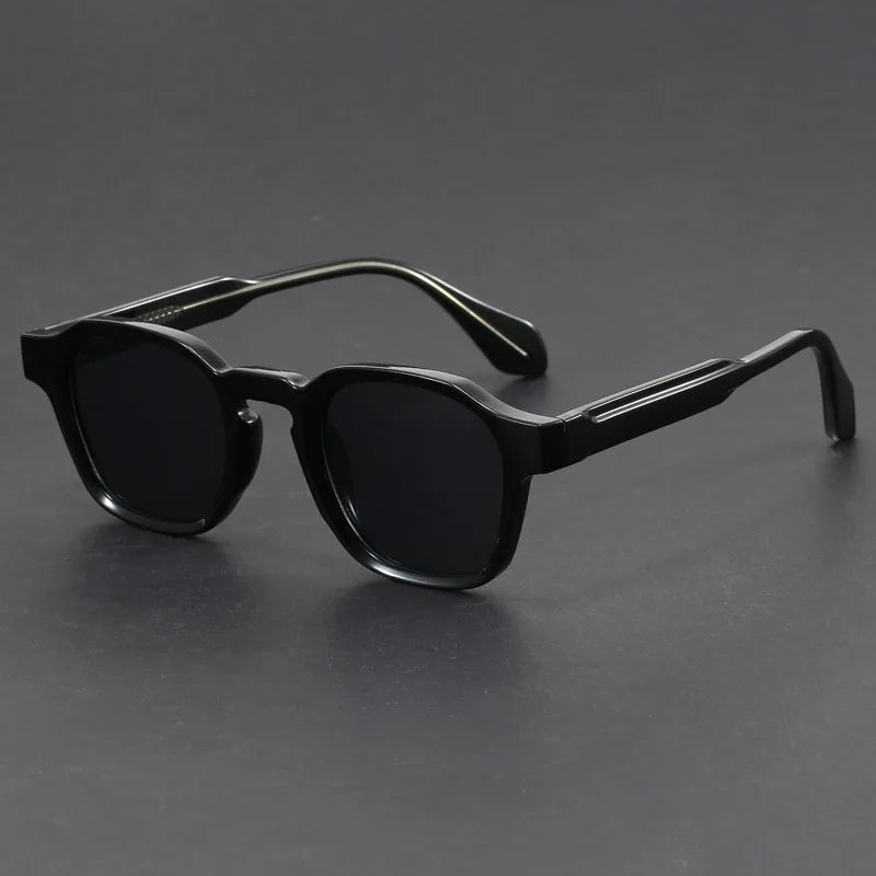 Polycarbonate Square Frame Retro Sunglasses