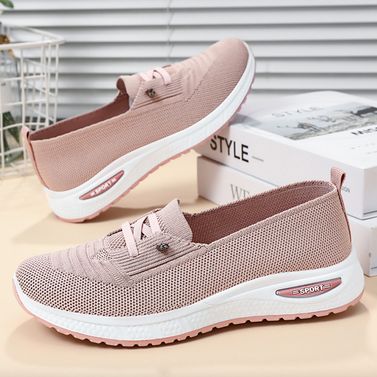 Arch Support Breathable Knit Walking Shoes