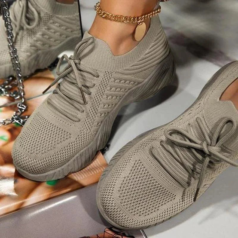 Lightweight Breathable Mesh Non-Slip Sneakers