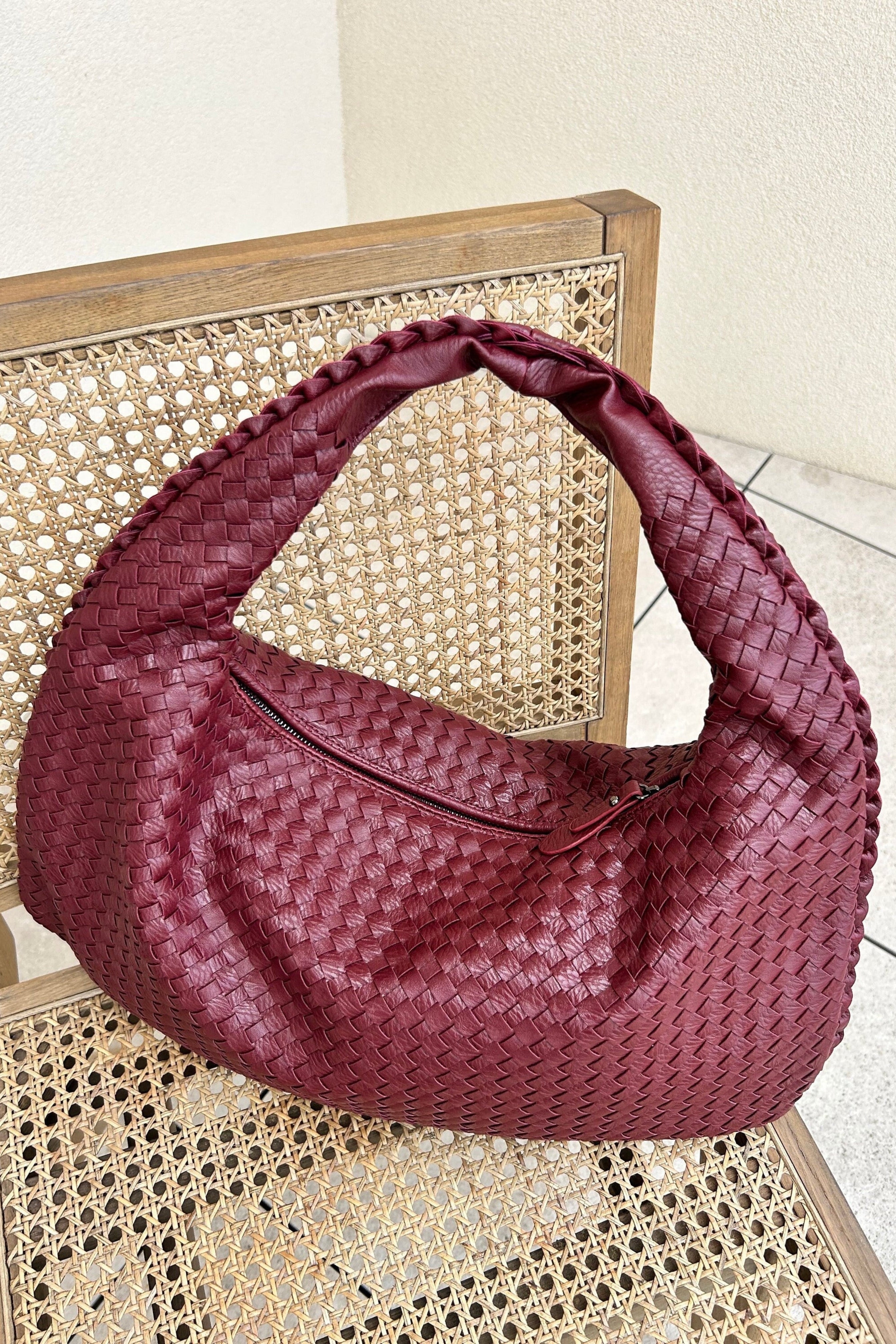Large Structured Tote Bag with Interior Pockets