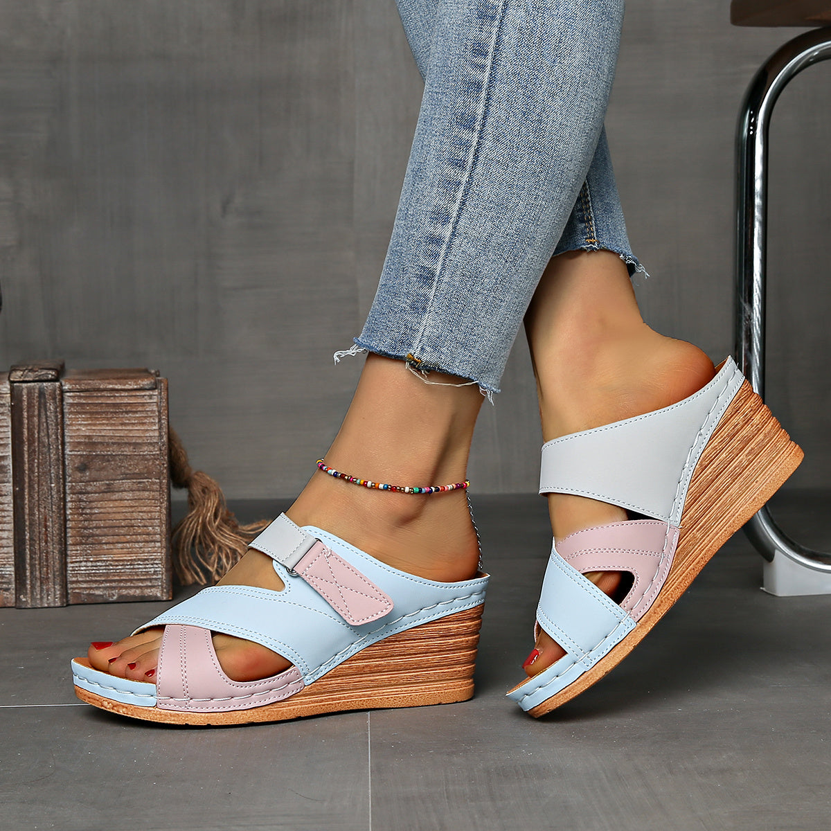 Women's Two-Tone Wedge Summer Slides