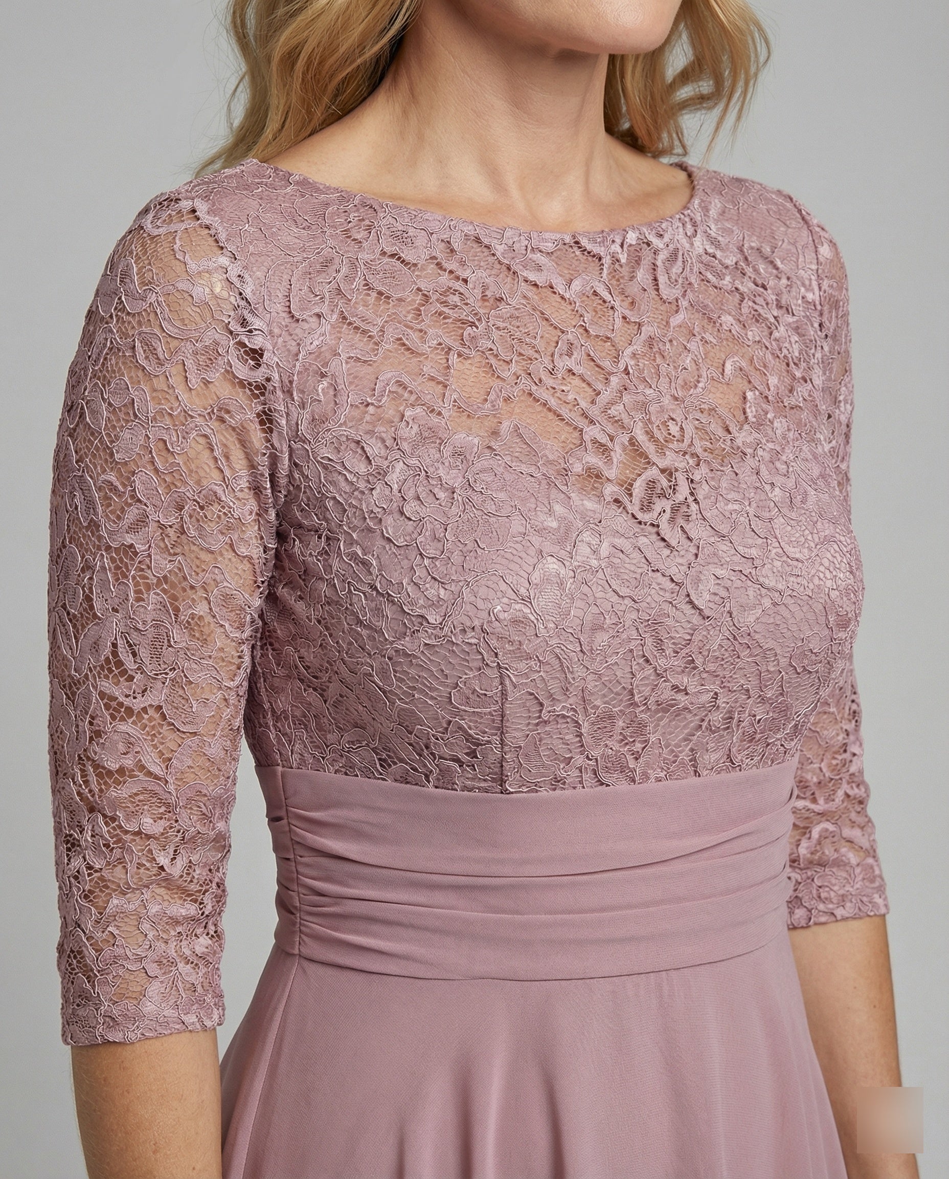 Relaxed Fit Viscose Blend Midi Dress for All Occasions