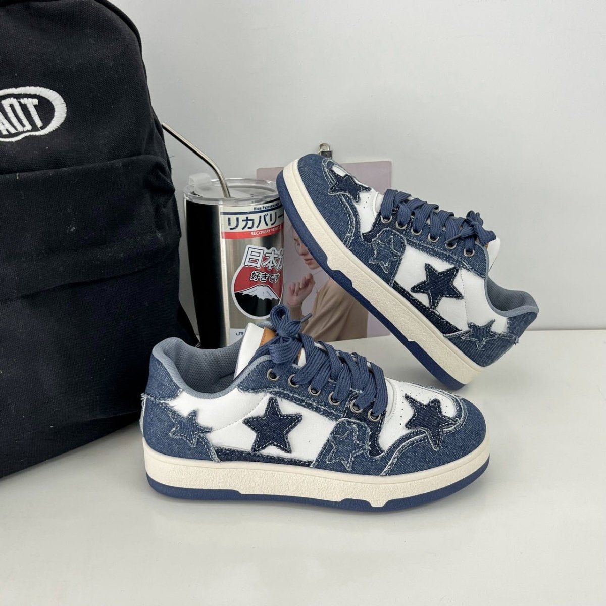 Star Patch 90s-Inspired Low-Top Sneakers