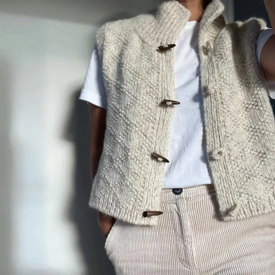 Minimal Structured Sleeveless Vest For Layering